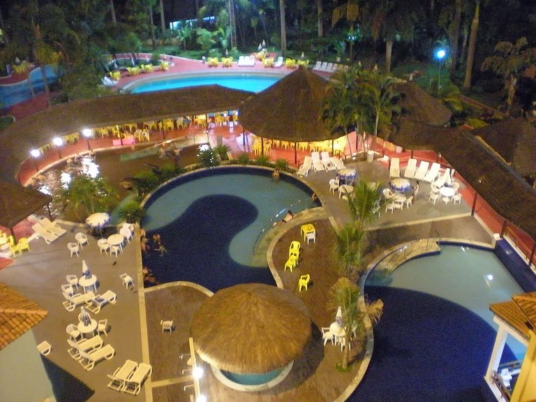 Hotel Encantador, banheira, parque aquático termal